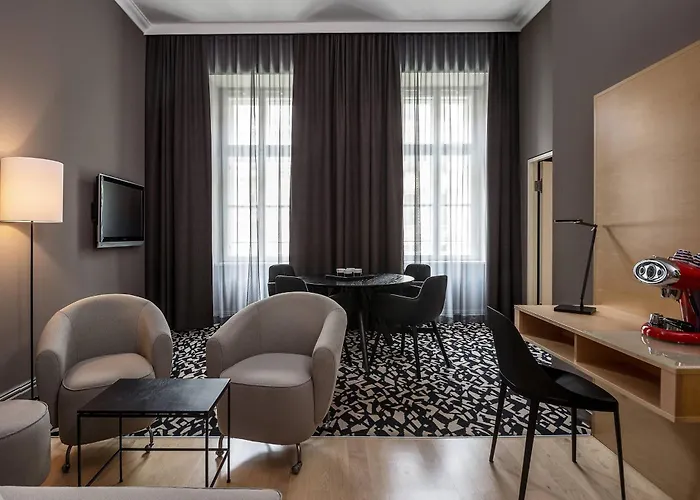 Le Meridien 5*
