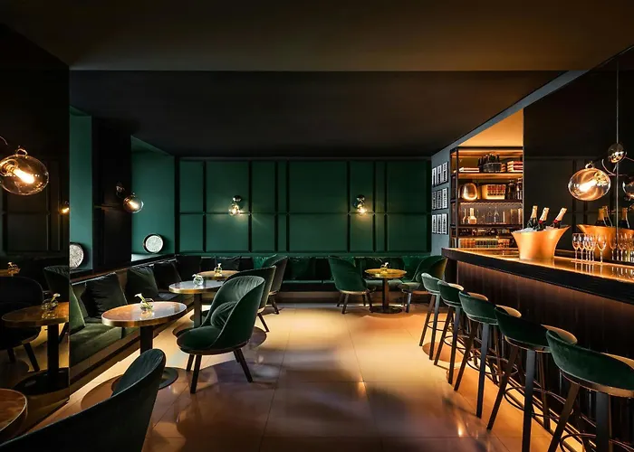 Le Meridien Hotel